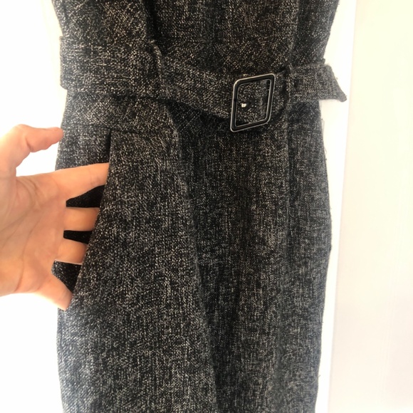 Banana Republic Sheath Dress - Picture 4 of 7